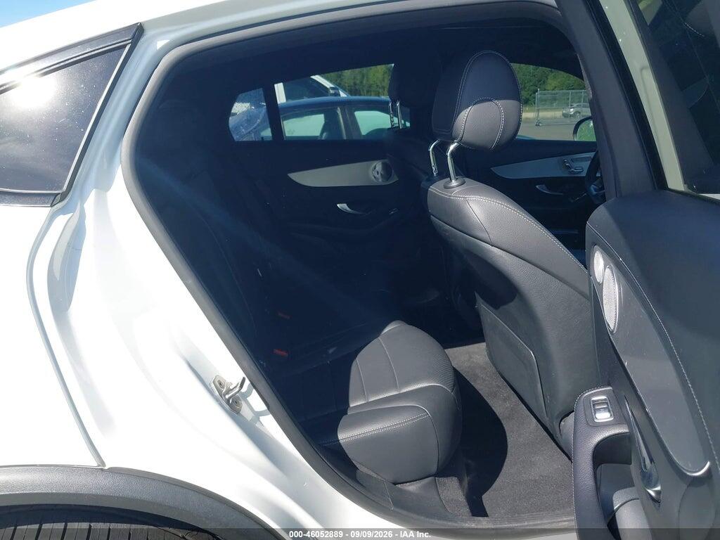 WDC0J4KB5KF640699 2019 MERCEDES-BENZ GLC 300 COUPE photo no. 8