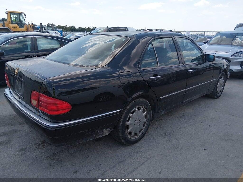 WDBJF55F9TJ021634 1996 MERCEDES-BENZ E photo no. 4