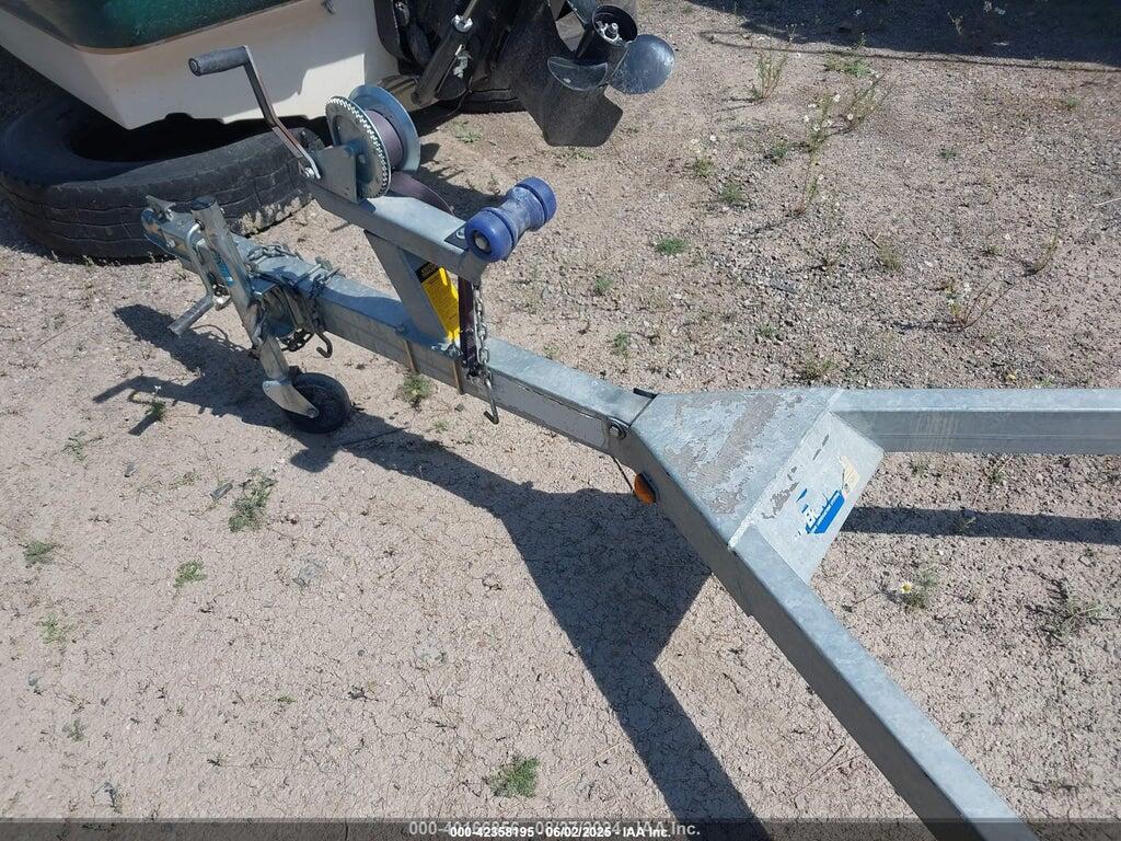 405118CA02M000176 2002 ESCORT TRAILER CORP BOAT TRAILER photo no. 10