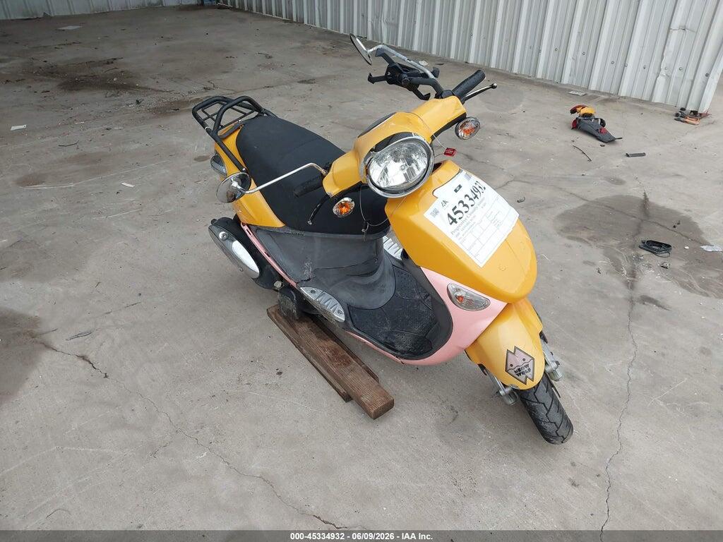 RFVPAC20491008092 2009 GENUINE SCOOTER CO. BUDDY photo no. 1