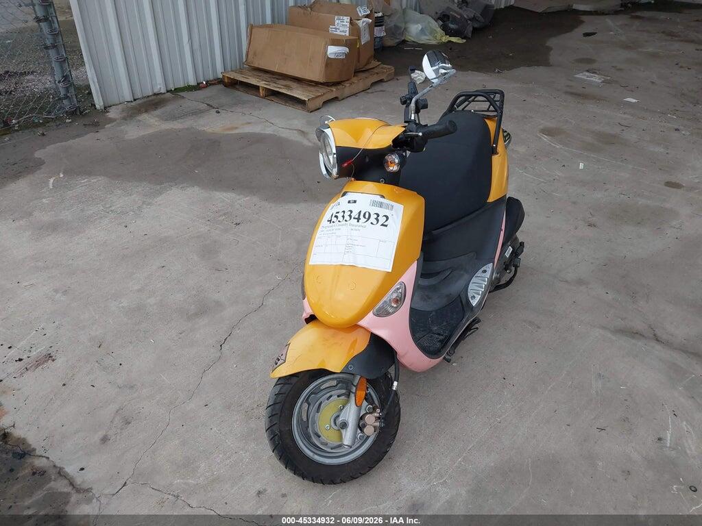 RFVPAC20491008092 2009 GENUINE SCOOTER CO. BUDDY photo no. 2