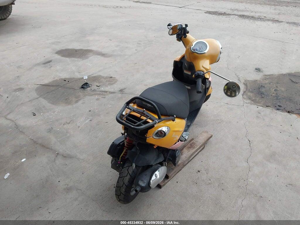 RFVPAC20491008092 2009 GENUINE SCOOTER CO. BUDDY photo no. 4