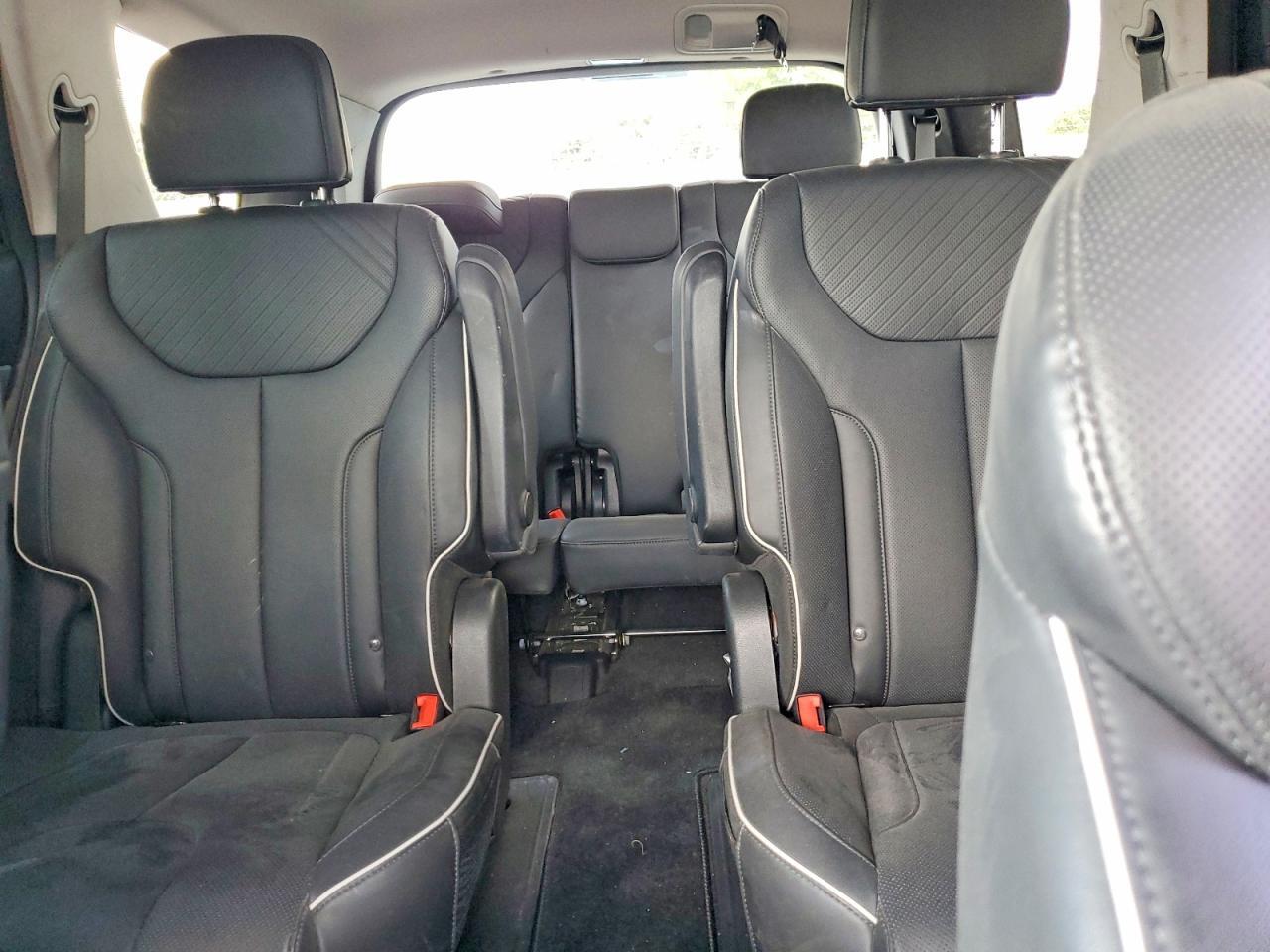 2024 HYUNDAI PALISADE SEL PREMIUM — Фото 10 из 13