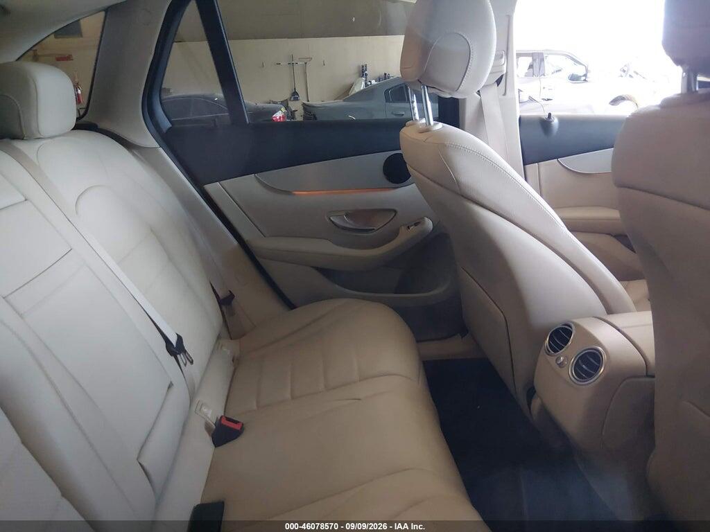 W1N0G8EB6NV371977 2022 MERCEDES-BENZ GLC 300 photo no. 8