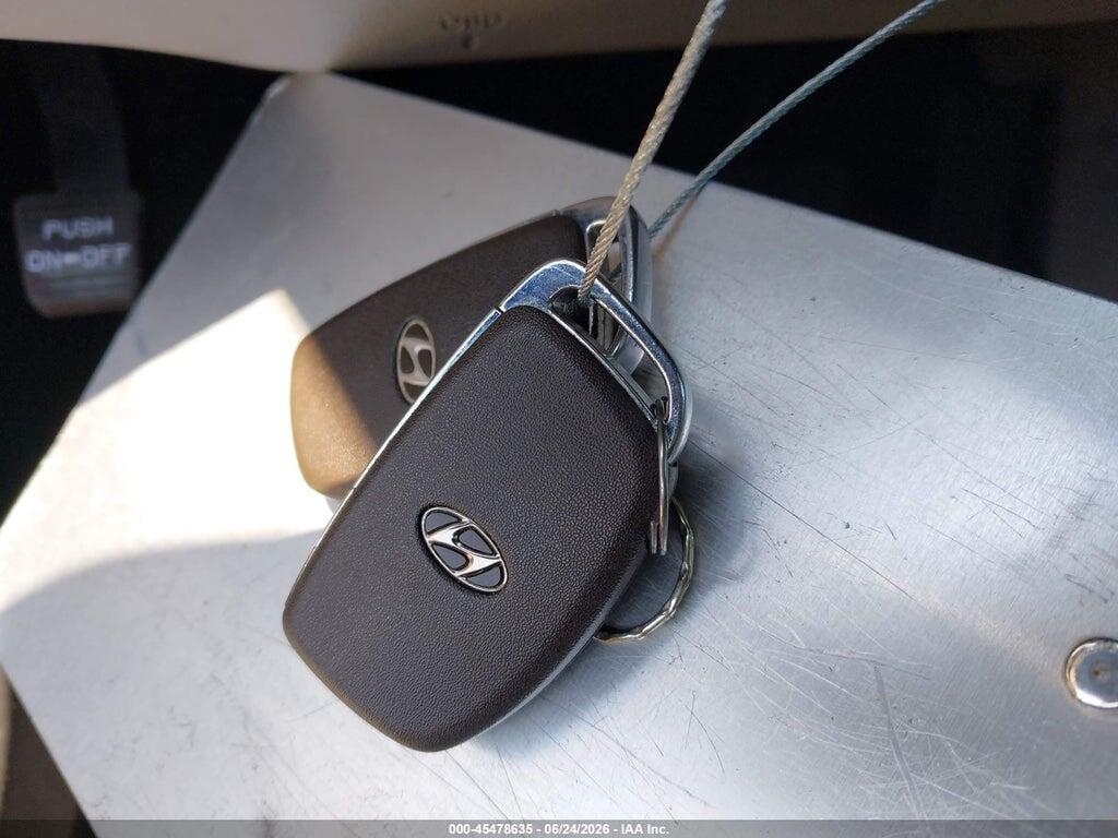 KM8J33A21GU125813 2016 HYUNDAI TUCSON photo no. 11