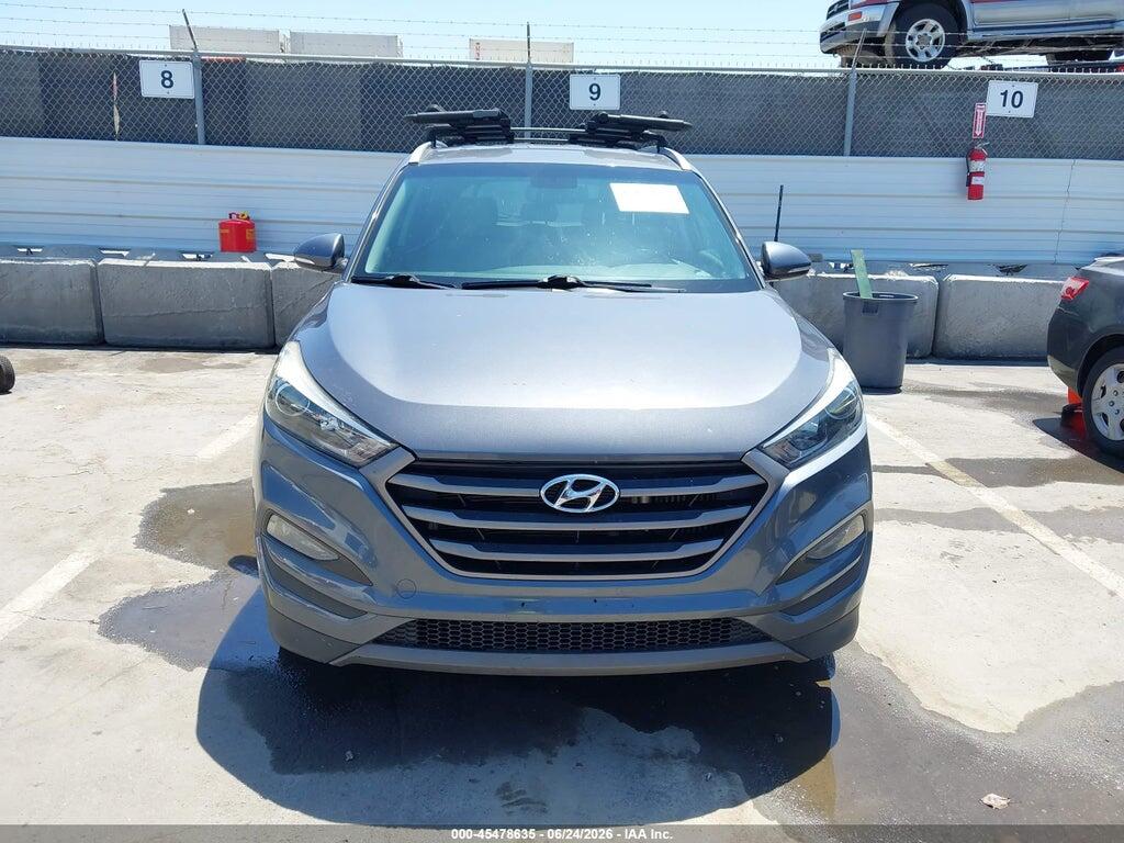 KM8J33A21GU125813 2016 HYUNDAI TUCSON photo no. 12