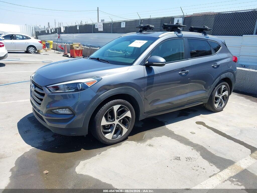 KM8J33A21GU125813 2016 HYUNDAI TUCSON photo no. 2