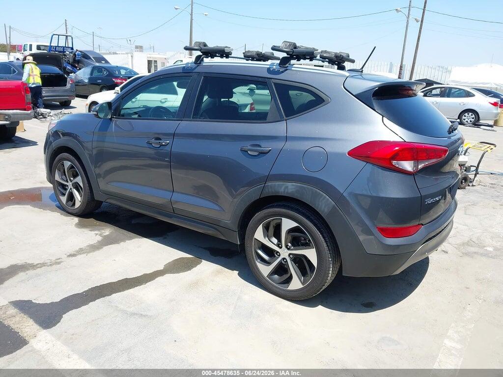 KM8J33A21GU125813 2016 HYUNDAI TUCSON photo no. 3