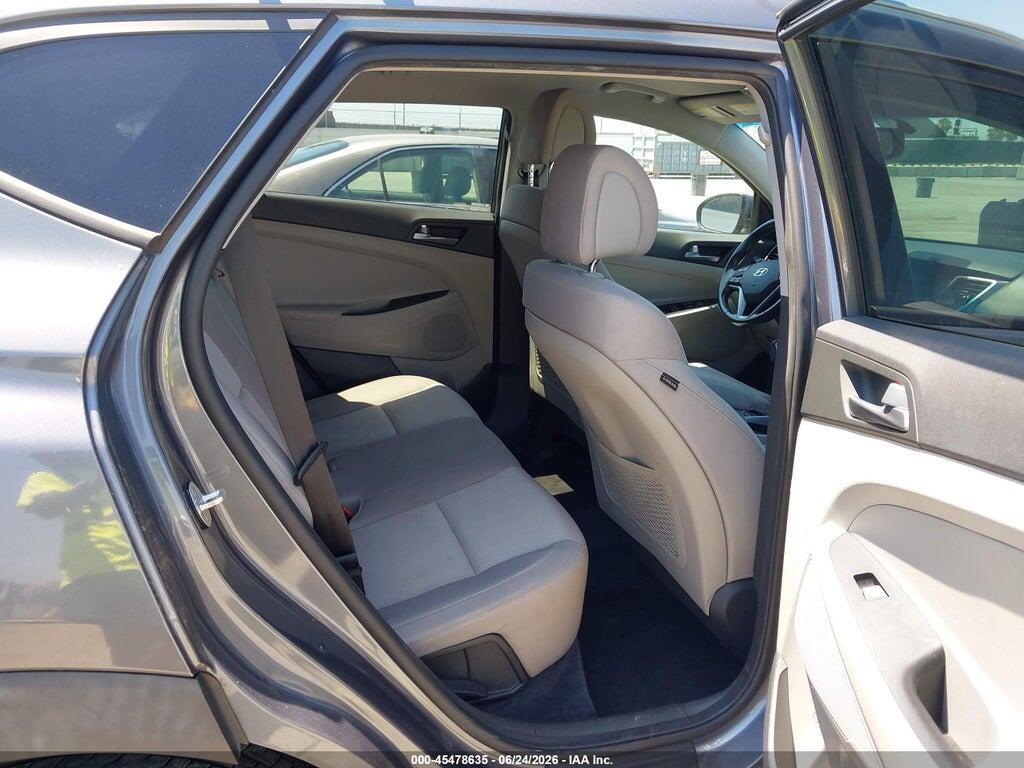 KM8J33A21GU125813 2016 HYUNDAI TUCSON photo no. 8