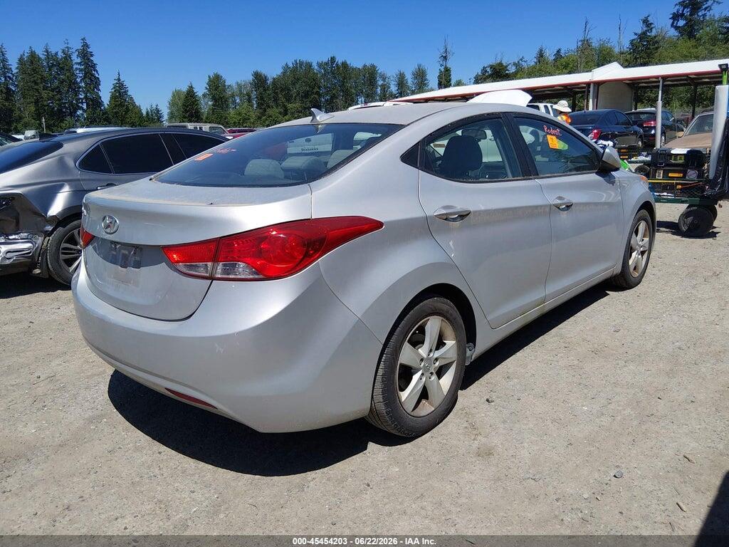 KMHDH4AE5DU816840 2013 HYUNDAI ELANTRA photo no. 4