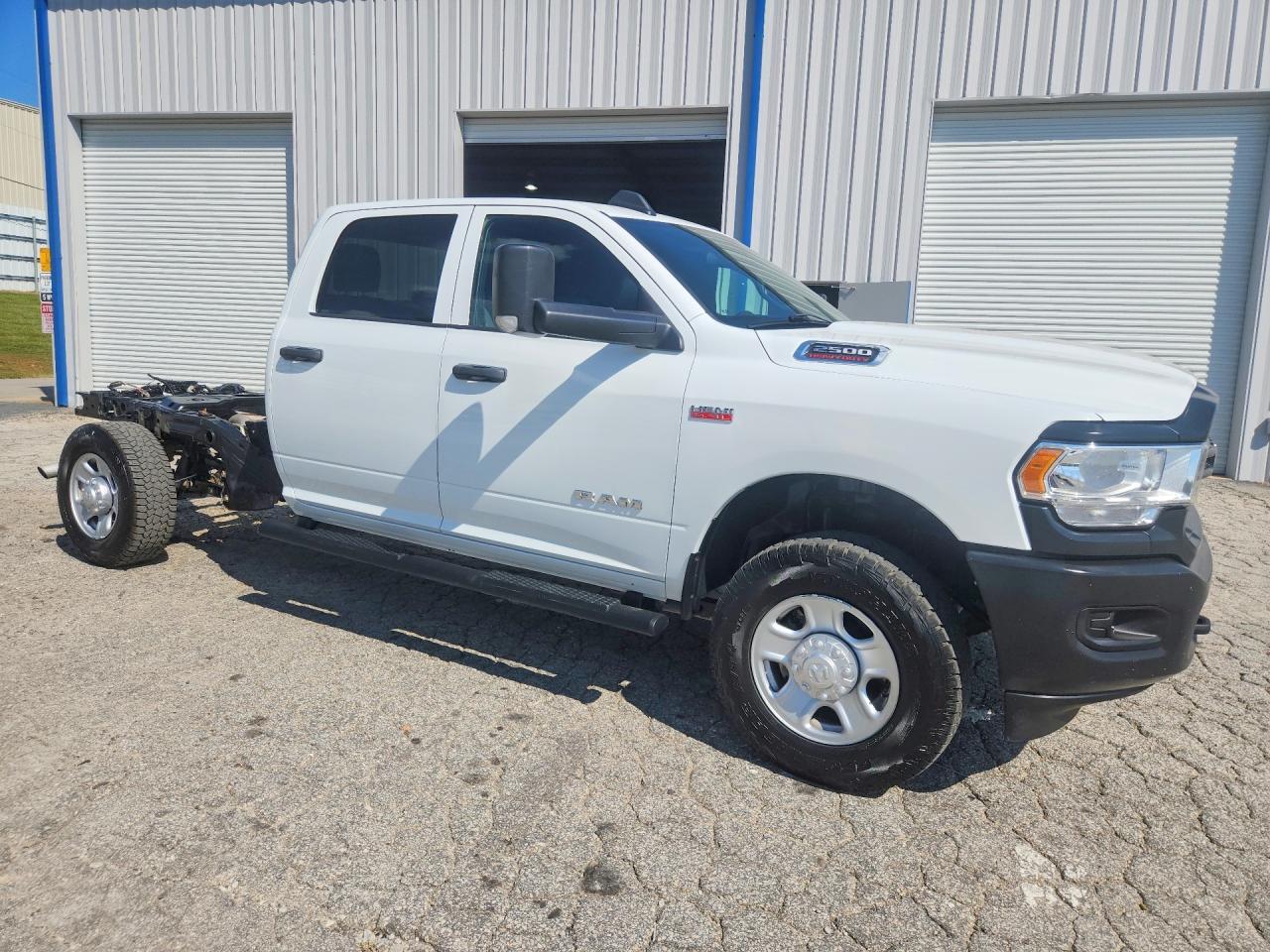 2022 RAM 2500 TRADESMAN — Фото 4 из 12