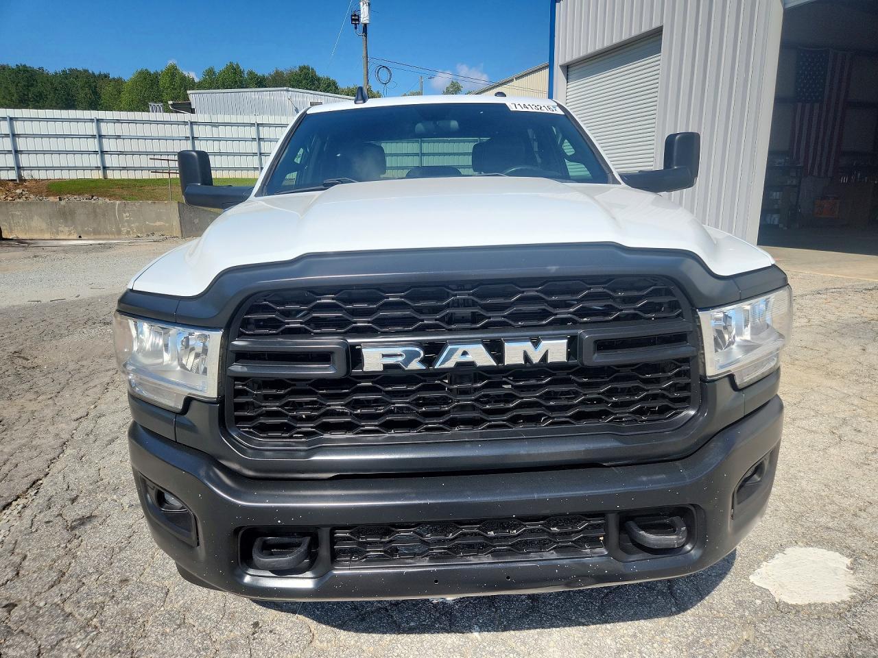 2022 RAM 2500 TRADESMAN — Фото 5 из 12