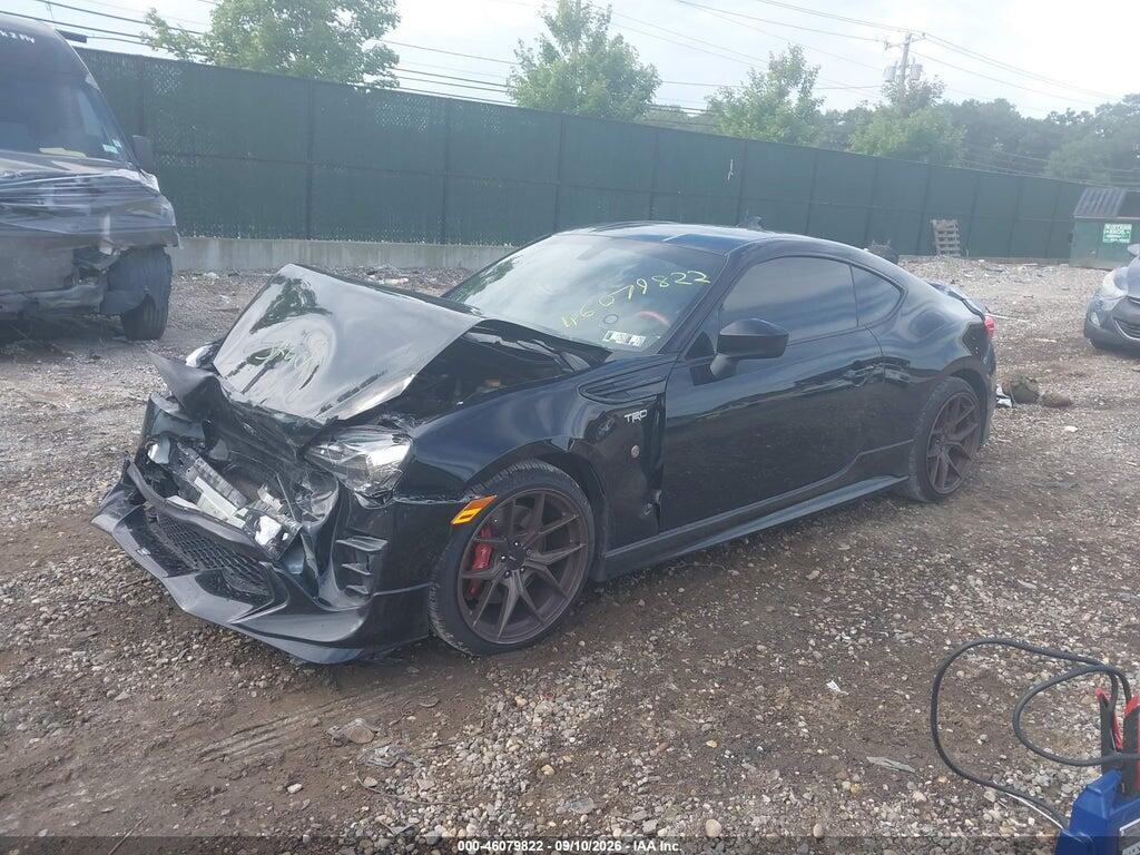 JF1ZNAE17K9702840 2019 TOYOTA 86 photo no. 2