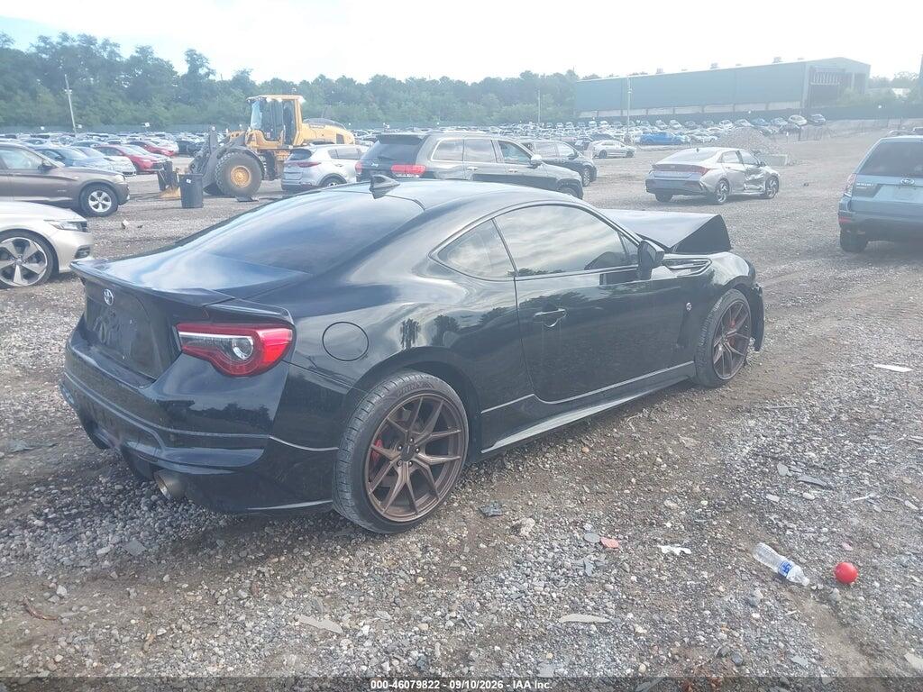JF1ZNAE17K9702840 2019 TOYOTA 86 photo no. 4