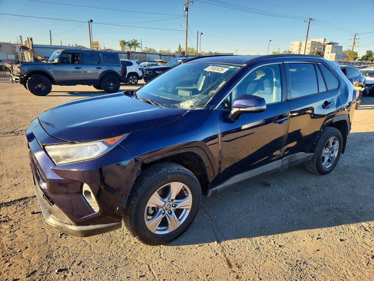 2019 TOYOTA RAV4 XLE