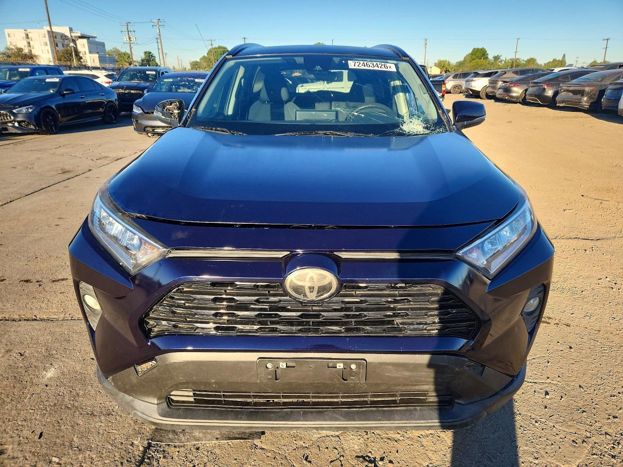 2019 TOYOTA RAV4 XLE — Фото 5 из 13