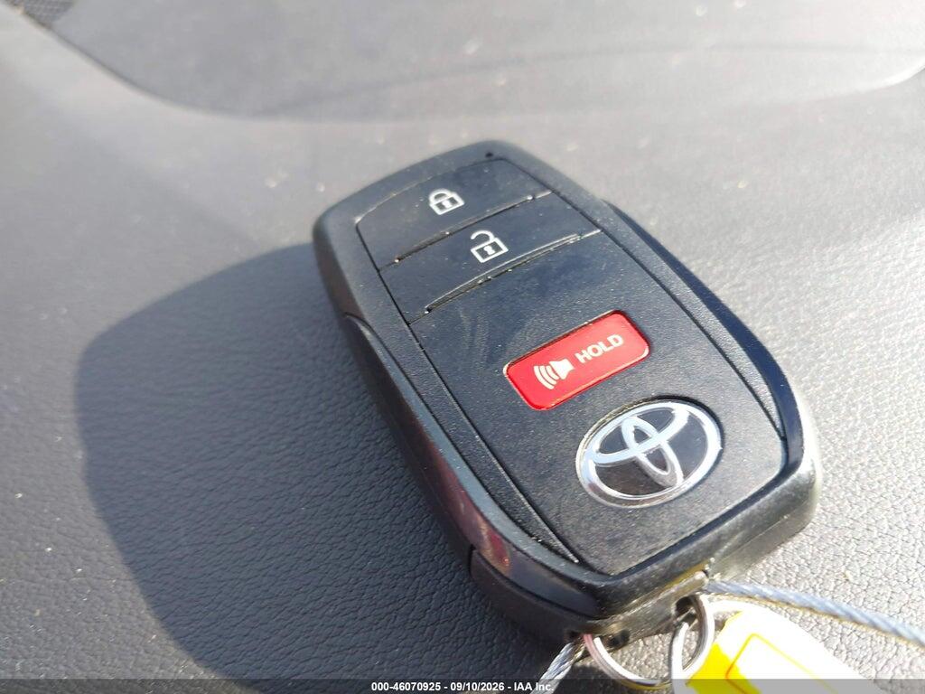 JTNC4MBE2P3200545 2023 TOYOTA COROLLA photo no. 11