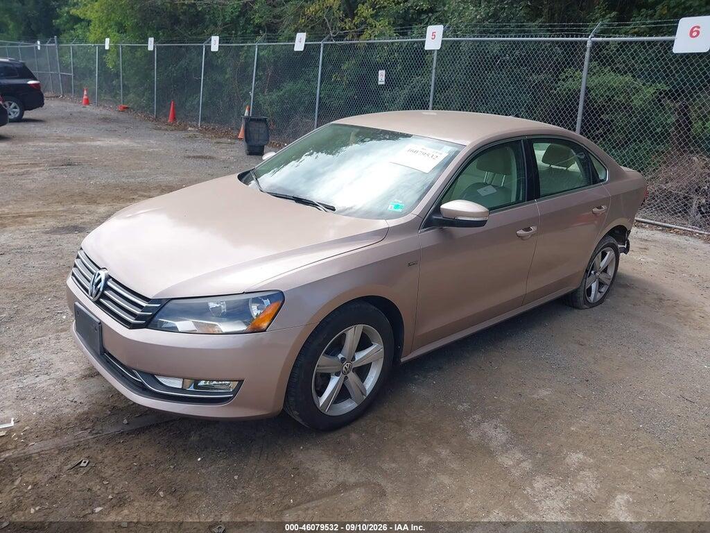 1VWAT7A32FC120769 2015 VOLKSWAGEN PASSAT photo no. 2