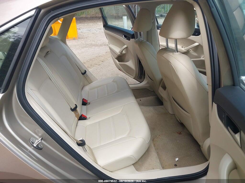 1VWAT7A32FC120769 2015 VOLKSWAGEN PASSAT photo no. 8