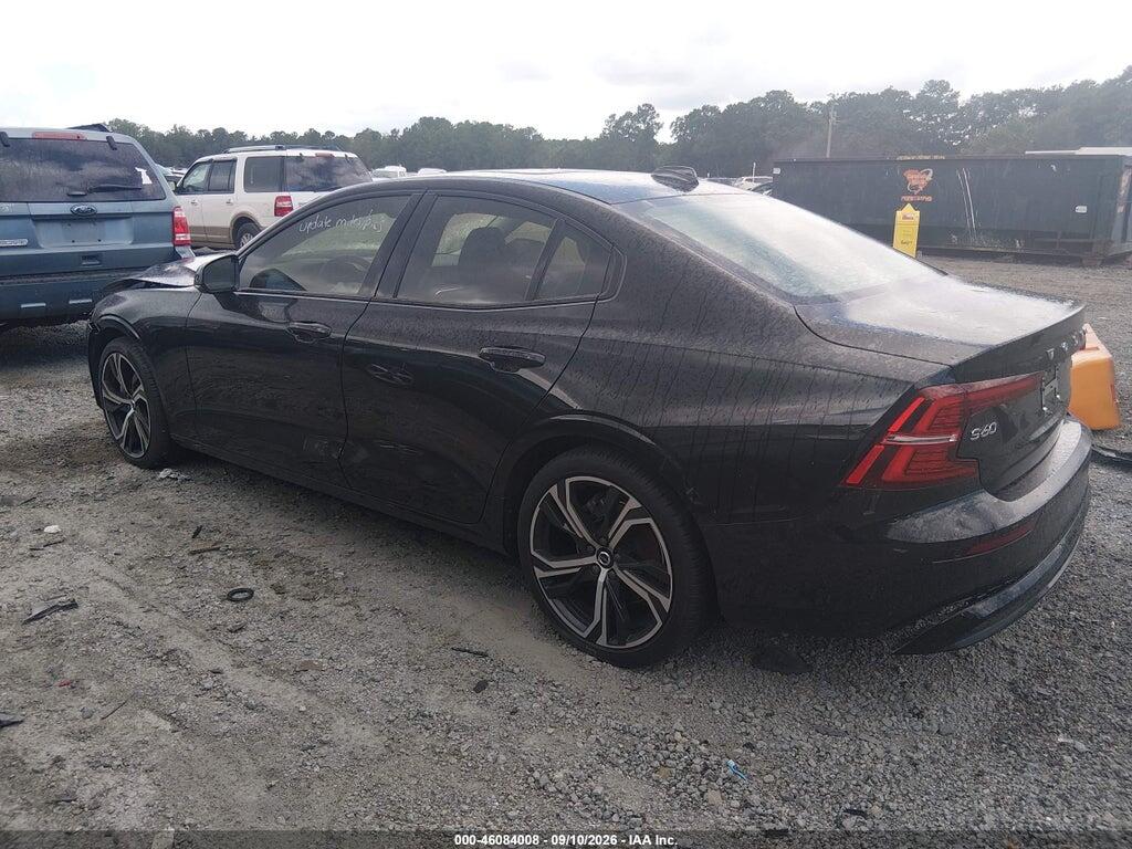 7JRL12GC4SG367274 2025 VOLVO S60 photo no. 3