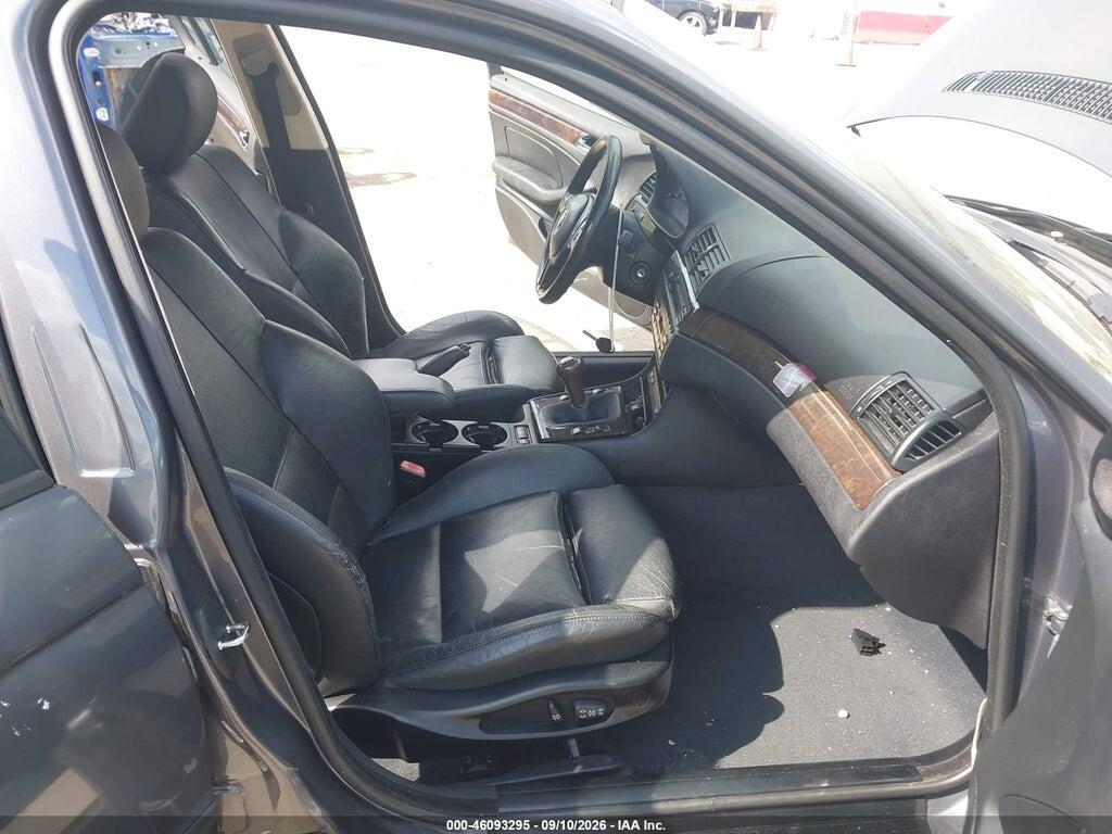 WBAEV33453KL59275 2003 BMW 325I photo no. 5