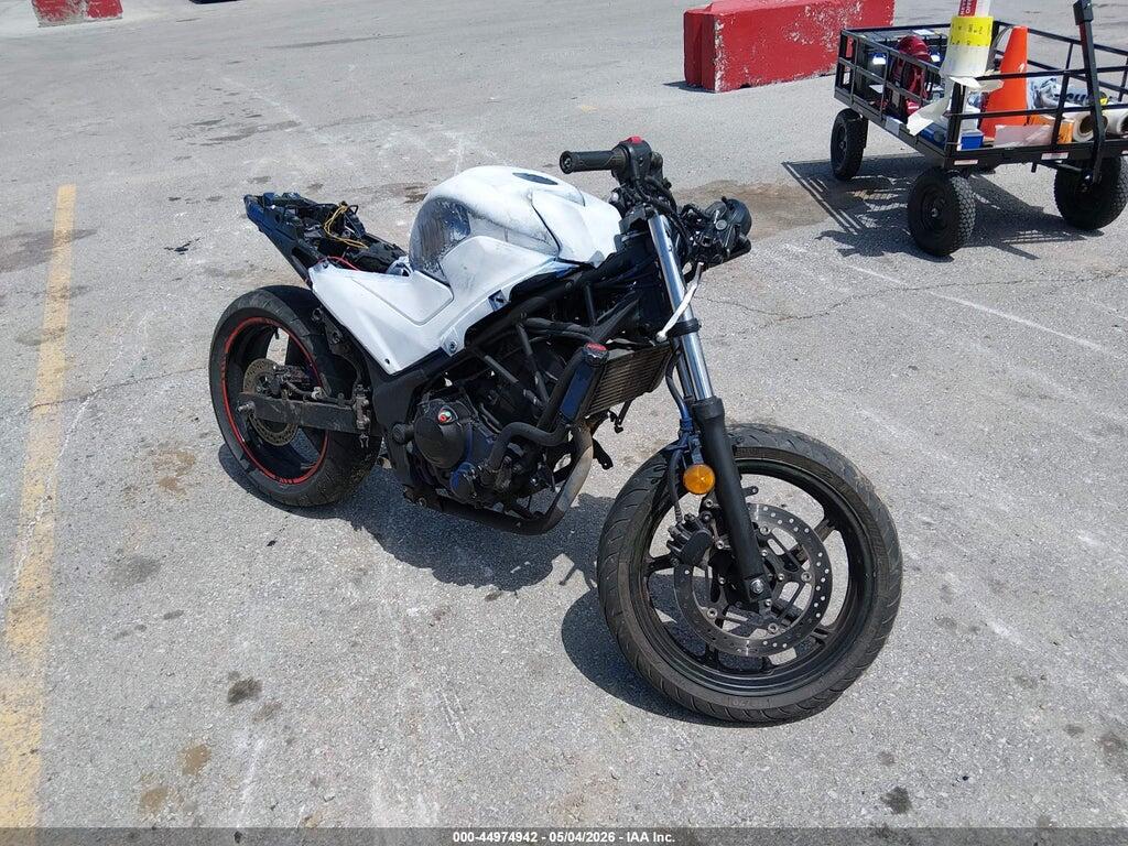 MLHNC510XF5101712 2015 HONDA CBR300 photo no. 1