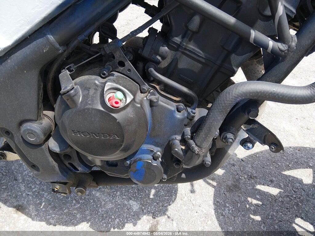 MLHNC510XF5101712 2015 HONDA CBR300 photo no. 8