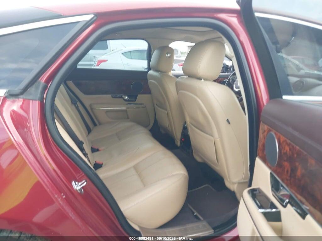 SAJWA1CB0BLV05565 2011 JAGUAR XJ photo no. 8