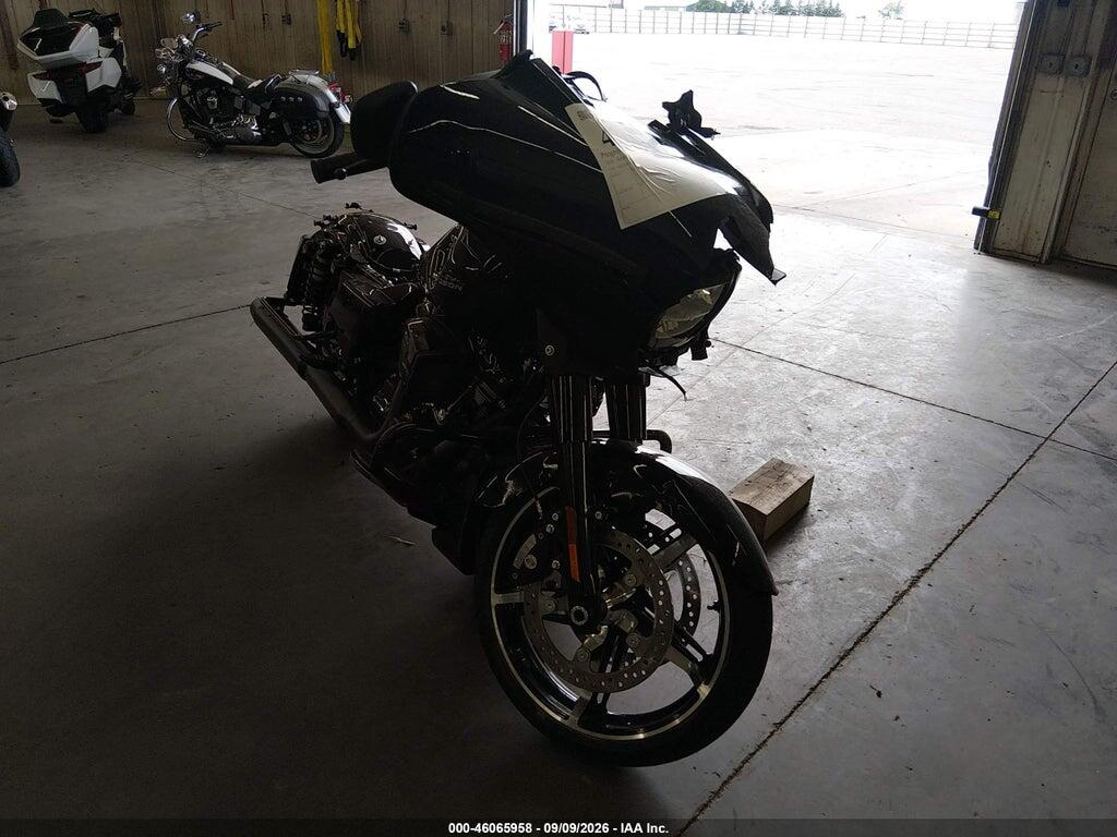 2026 HARLEY-DAVIDSON FLHX 1HD1KB71XTB631242