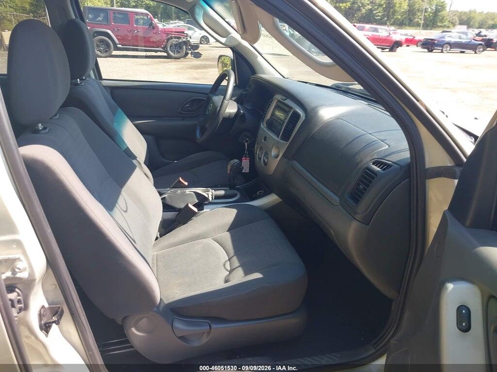 4F2YZ02Z65KM01827 2005 MAZDA TRIBUTE photo no. 5