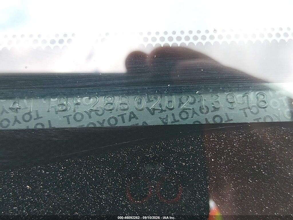 4T1BF28B02U213918 2002 TOYOTA AVALON photo no. 9