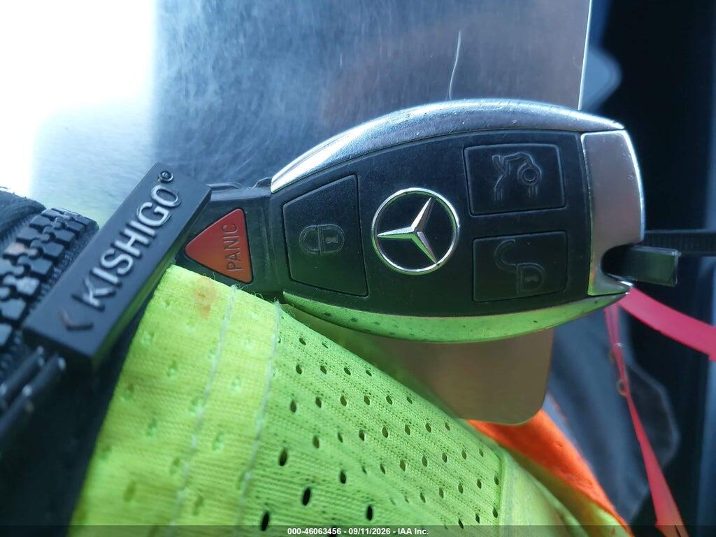 WDDGF8BB0BR155288 2011 MERCEDES-BENZ C 300 photo no. 11