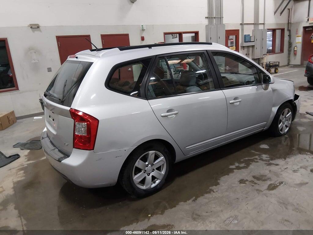 KNAFG525177070214 2007 KIA RONDO photo no. 4