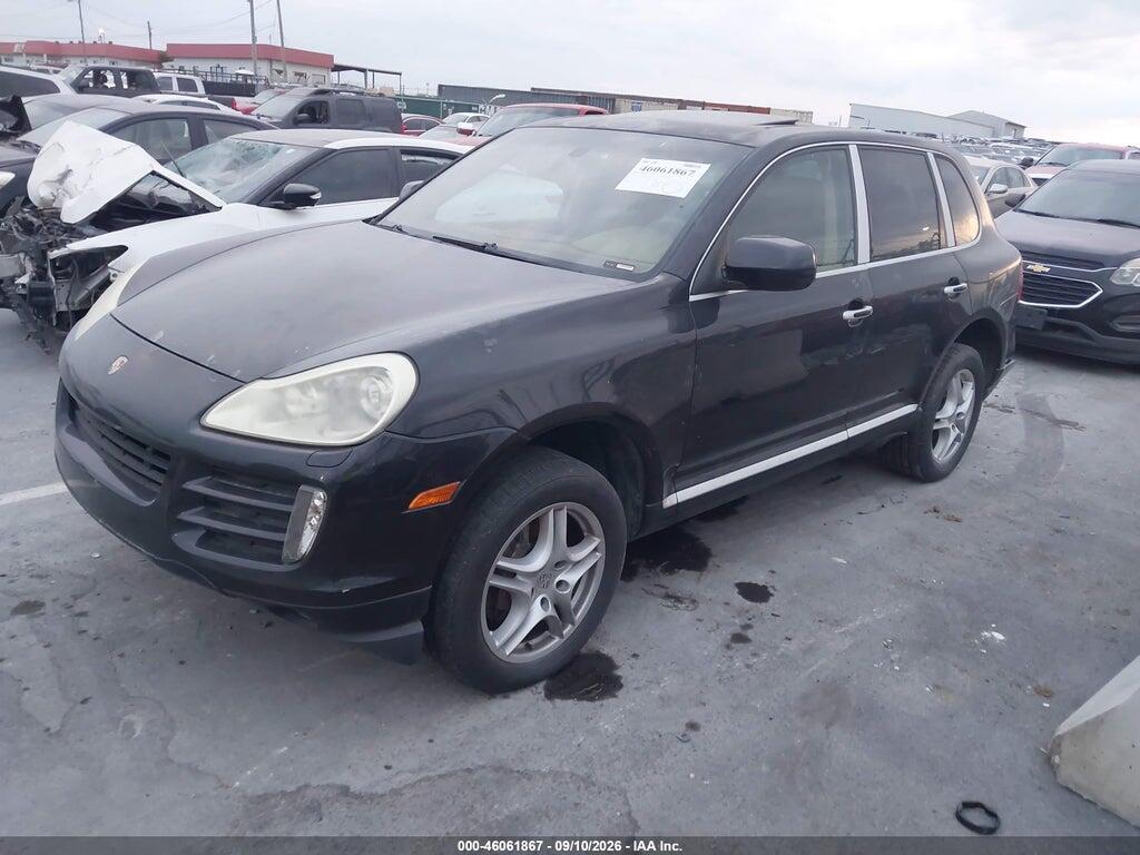 2010 PORSCHE CAYENNE — Фото 2 из 13