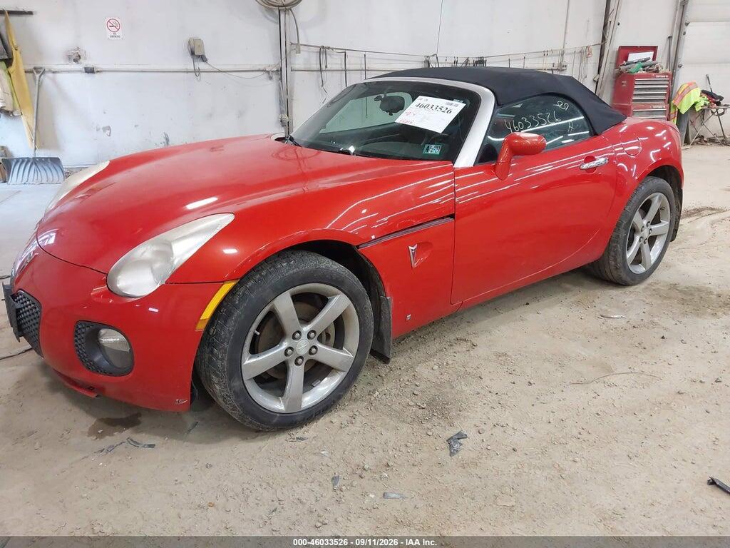 1G2MG35X38Y103743 2008 PONTIAC SOLSTICE photo no. 2