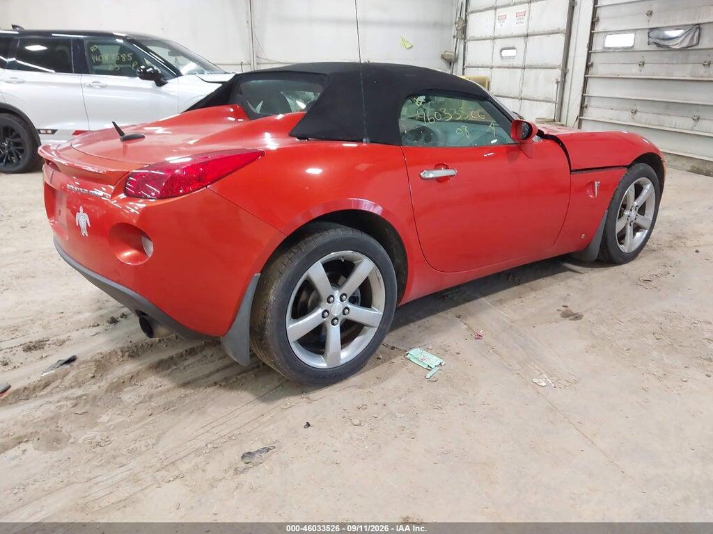 1G2MG35X38Y103743 2008 PONTIAC SOLSTICE photo no. 4