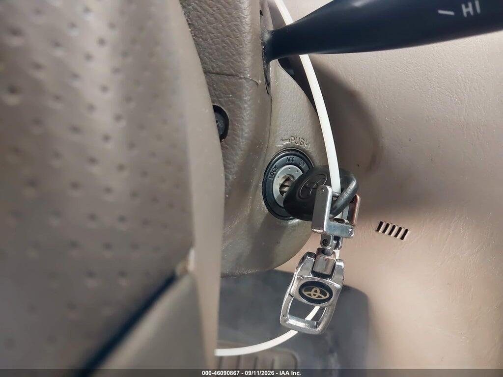 2T1BR32E08C918082 2008 TOYOTA COROLLA photo no. 11