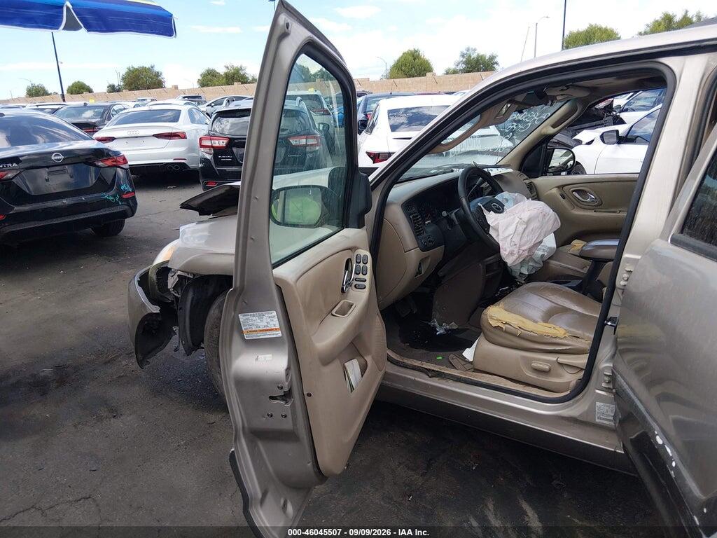 4F2YU09101KM38915 2001 MAZDA TRIBUTE photo no. 5