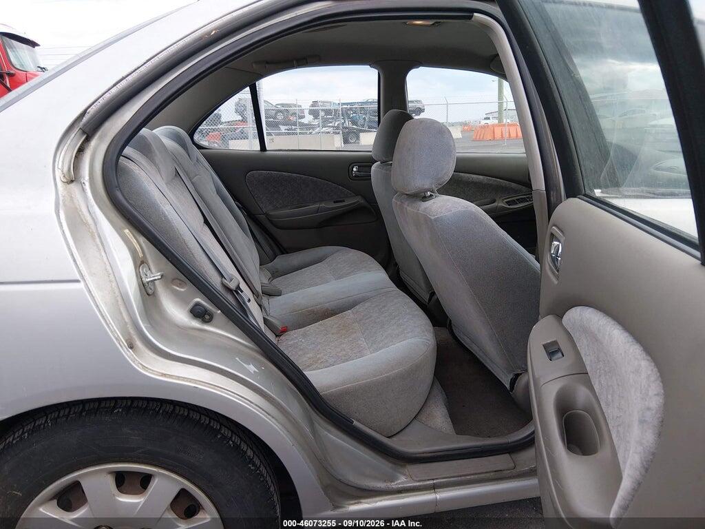 3N1CB51DX1L496342 2001 NISSAN SENTRA photo no. 8