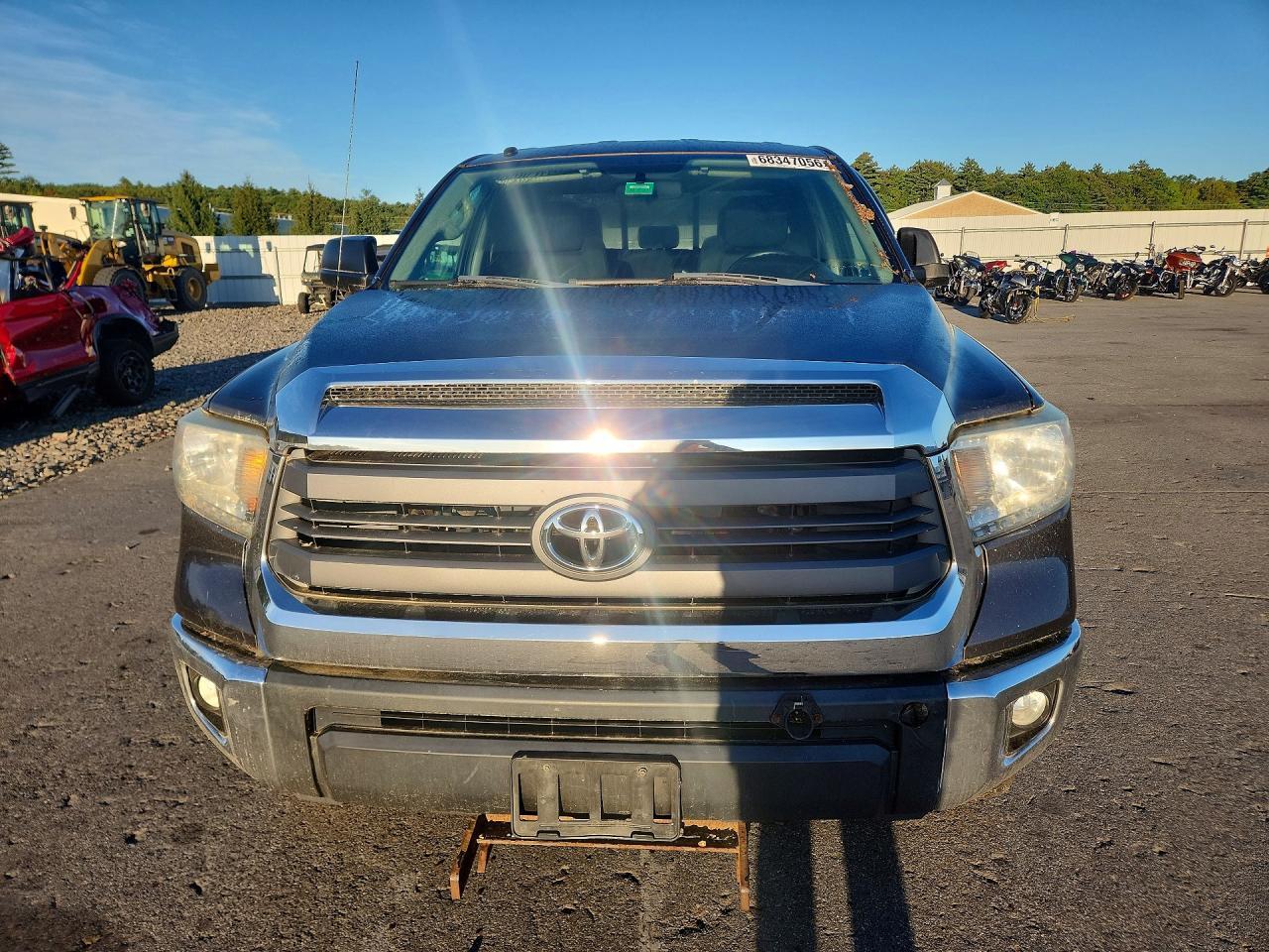 2014 TOYOTA TUNDRA SR5 — Фото 5 из 12