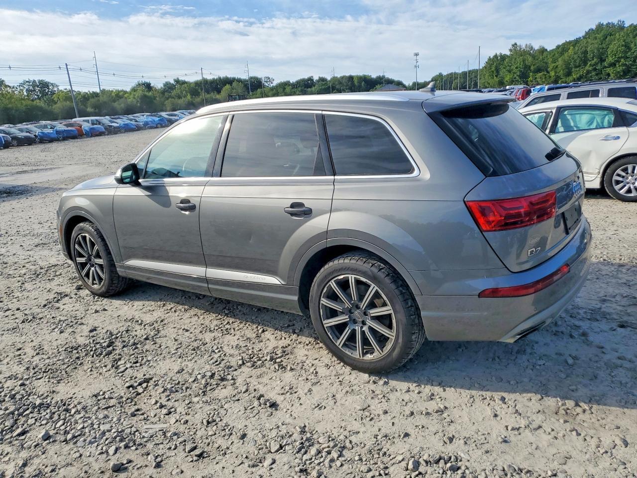 2017 AUDI Q7 PREMIUM PLUS — Фото 2 из 13