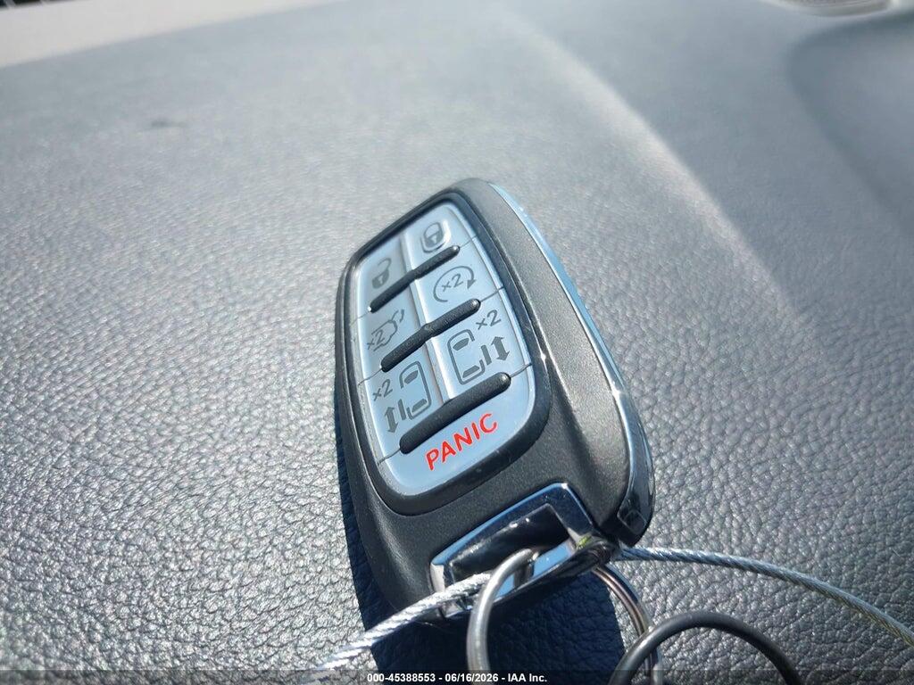 2C4RC1S72RR137796 2024 CHRYSLER PACIFICA HYBRID photo no. 11