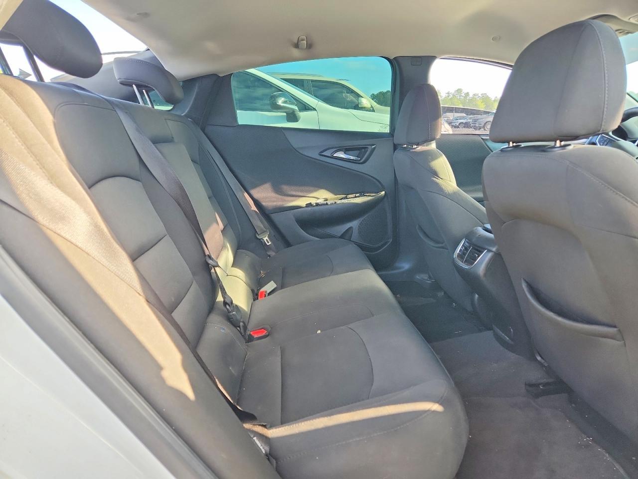 2016 CHEVROLET MALIBU LT — Фото 10 из 12