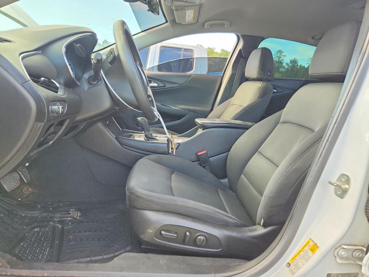 2016 CHEVROLET MALIBU LT — Фото 7 из 12