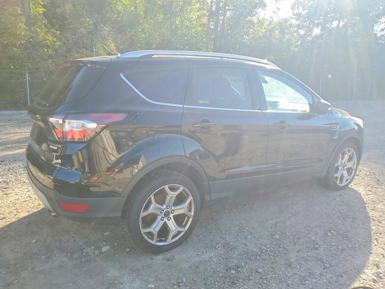 2017 FORD ESCAPE TITANIUM — Фото 3 из 14