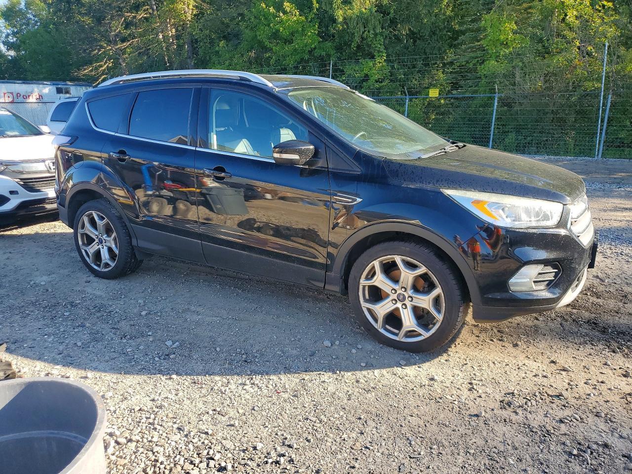 2017 FORD ESCAPE TITANIUM — Фото 4 из 14