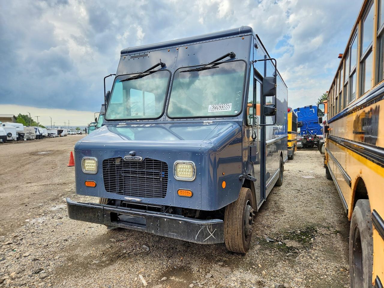 2020 FREIGHTLINER MT45 CHASSIS 4UZAC2EA3LCMK2979