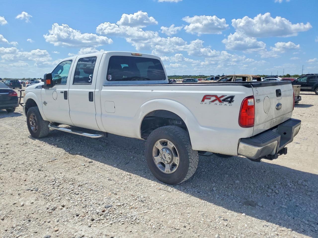 1FT8W3BT6GEB39492 2016 FORD F350 photo no. 2