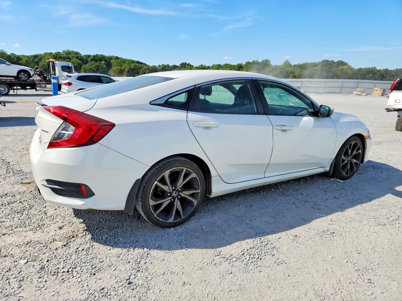 2019 HONDA CIVIC SPORT — Фото 3 из 12