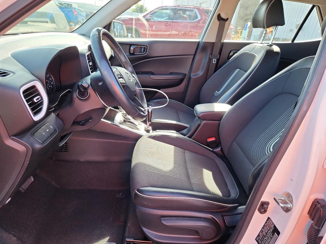 2022 HYUNDAI VENUE LIMITED — Фото 7 из 12
